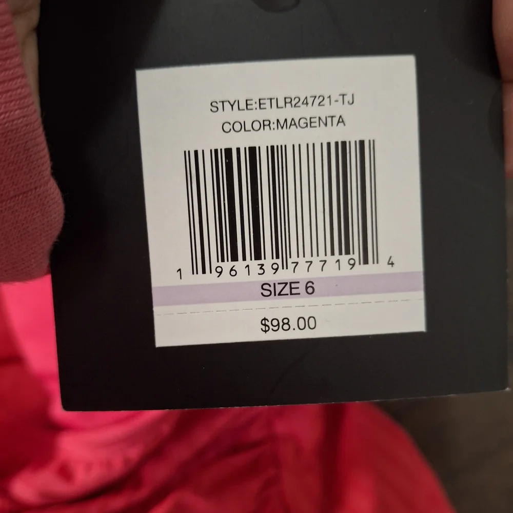 Ellen Tracy Vibrant Magenta Swimsuit Size 6.